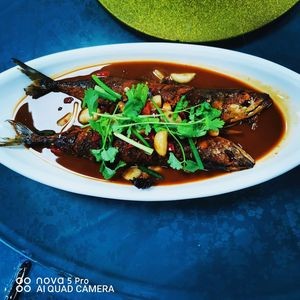 Xishan District Lao Mingguang Local Cuisine Restaurant