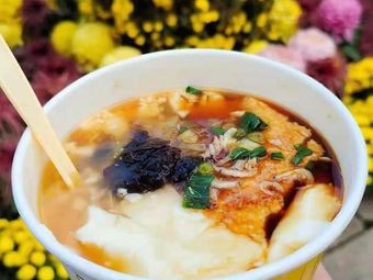 Huishan Ancient Town Snack Street (Qinyuan Street Branch)
