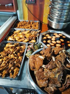 Just Enough Northeastern BBQ Grill & Hot Pot (Changshan No.35 Branch)