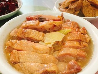 Xiao Hong Home-style Cuisine Restaurant