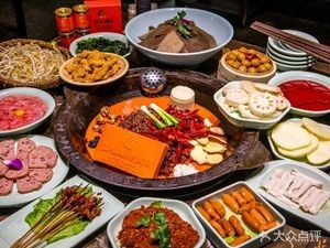 Chongqing Old Stove Hot Pot (Nongda Branch)