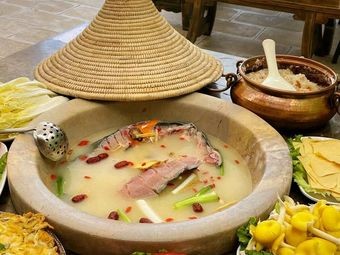 Fuchun Lake Stone Pot Fish (Kunming Lake Store)
