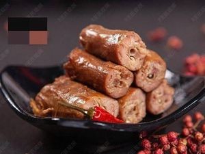 Bashu Wang's Fresh捞 (Spicy Braised Duck Neck ~ Yunnan印象 Store)