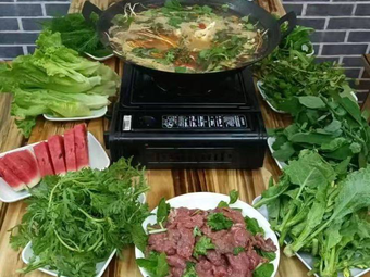 Zheng Wanbai · Fire Beef Pavilion (Yunshan Village Store)