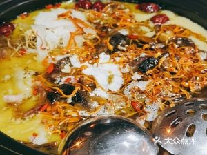 Qian San Wei Tianma Ham Chicken with Bamboo Shoots (Yun Xi Garden Store)