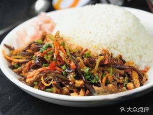 Lingang Snack (Dianmian Avenue Store)