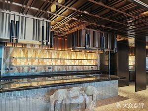 Bronze Shadow Corridor · Themed Afternoon Tea (Grand Hyatt Kunming)