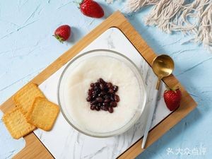 Qujing Steamed Rice Noodles (First Branch)