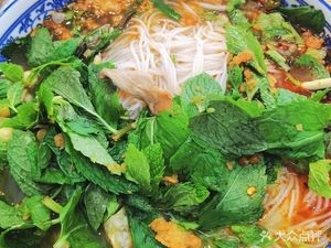 Wenshan Sour Soup Rice Noodles (Chenggong Wuyue Plaza Store)