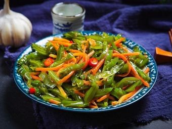 Fushunju Roast Chicken (Junfa Baolongtan Junyuan Hao Garden Store)
