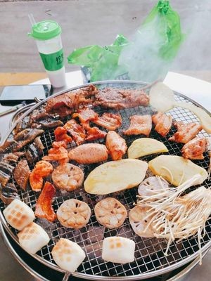 Niu Wang Mo · Flame Mountain Barbecue