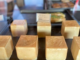 Shanyu Coffee · Bread Western Cuisine