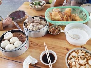 Han's Soy Milk and Fried Dough Sticks
