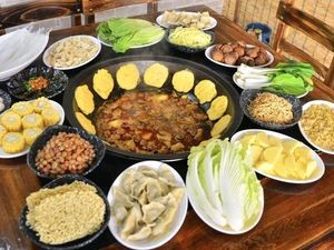 Yingzi Northeast Iron Pot Stew