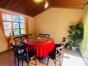 Lincang Yijia Small Courtyard