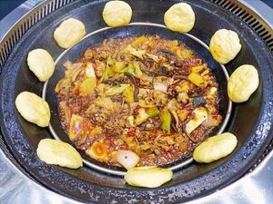 Qiao Family Firewood Chicken