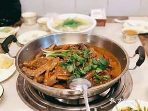 Fengling Fire Duck Hot Pot
