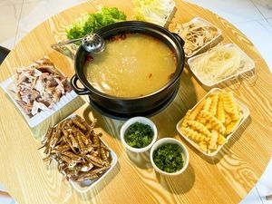 Chuan Yun Xi Gui Chicken (Anning Branch)