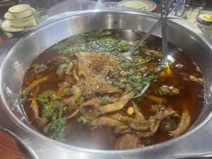 Yang's Food Paradise Fish Farm Honghe Dry Pot Duck