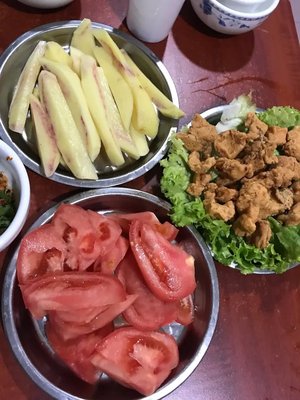 Xiao Fanzhuo Original Ecological Fuyuan Suancai Pig Trotter Hot Pot (Guannan Avenue Branch)