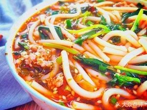 Guan Du Old Street Small Pot Rice Noodles (Guan Cheng Road Branch)