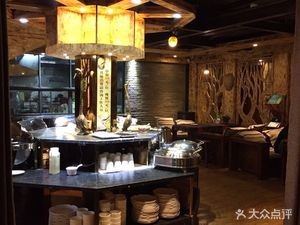 Henry Feng Inn Buffet Restaurant