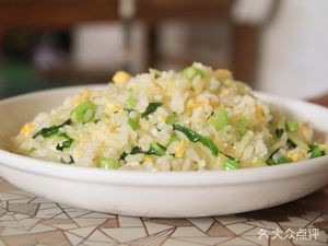 Nan Jun Xiao Guan Wild Mushroom Fried Rice (Rixin Zhong Road Branch)