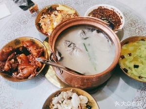 Yuan Pa Chi Shan Copper Pot Fish Yingbin Garden Restaurant