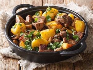 Madame Feng's Luoping Dry Pot Beef Shop