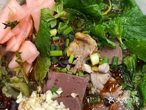 Rong Yucheng Shui Cheng Lamb Rice Noodles (Hexie Century Store)