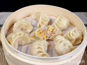Long Zhong Xian (Classic Twin Cities Store)