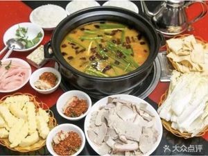 Heipi Zi Red Bean Sour Pork Trotter