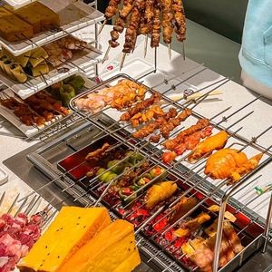 Midnight Charcoal Hide · Yanbian Grilled Skewers