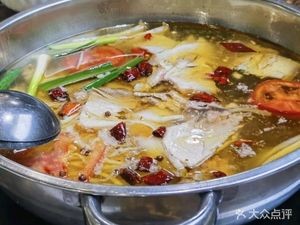 Self-Service Zhenxiong Black Bean Curd with Pickled Pork Leg Hot Pot (Hailun International Store)