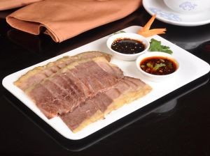 Xin Market Yikang Beef and Vegetable Restaurant (Wenquan Xiaocun Transitional Market Branch)