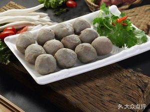Yang's Authentic Fuyuan Sour Pork Foot Hot Pot