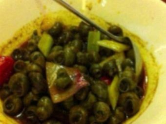 Fuxian Lake Wild Mushroom Stone Pot Fish