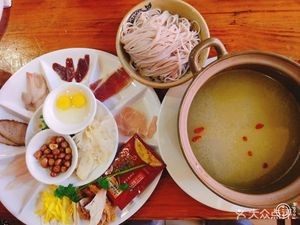 Zai Ji Ni Jian Shui Specialties Crossing the Bridge Rice Noodles (Guolin Jin Gu Branch)