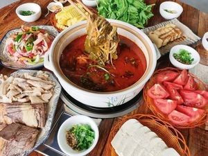 Jiu Jia Sour Vegetable Beef Hotpot (Economic Zone Branch)