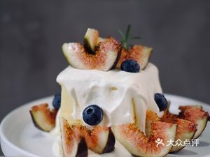 THEEDGE Between the Boundaries