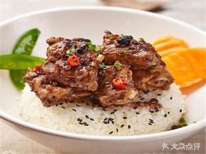 Old Kunming Flavor Yueyuan Snack Shop