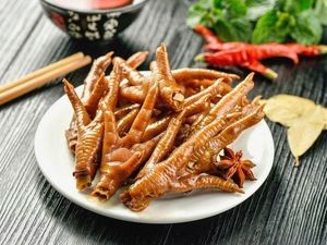 Preserved Vegetable Braised Pork Bun (Qianju Store)