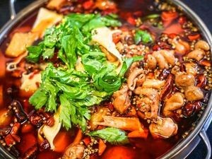 Mr. Yu's Frog, Miss Xiao's