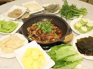 A Peng's Qianjiang Chicken Offal (Dongjiawan Branch)