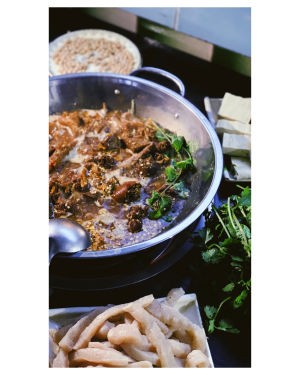 Sunxuan Red River Dry Pot Duck Soup with Pig Feet (Qixiang Road Branch)