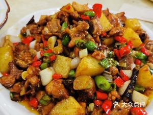 Yang's Grass Pillow Restaurant (Yongkang Road Branch)