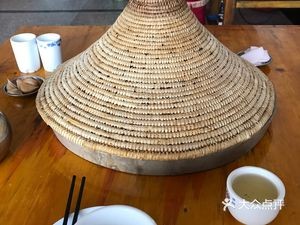 Fuxian Lake Wild Mushroom Stone Pot Fish (Yongle Road Store)