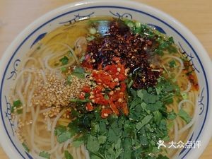Tieshi Yunxian Rural Chicken Rice Noodles (Dashaohui Branch)