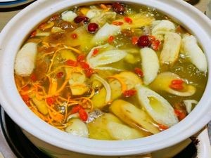Xianyun She Wild Mushroom Hot Pot (Changshui Hangcheng Store)