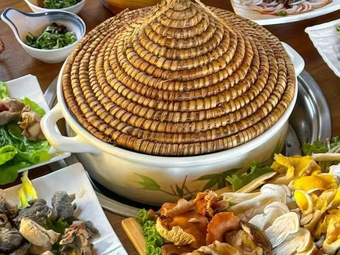 Junxian Pu'er Wild Mushroom Hot Pot (Changshui Aviation City Branch)